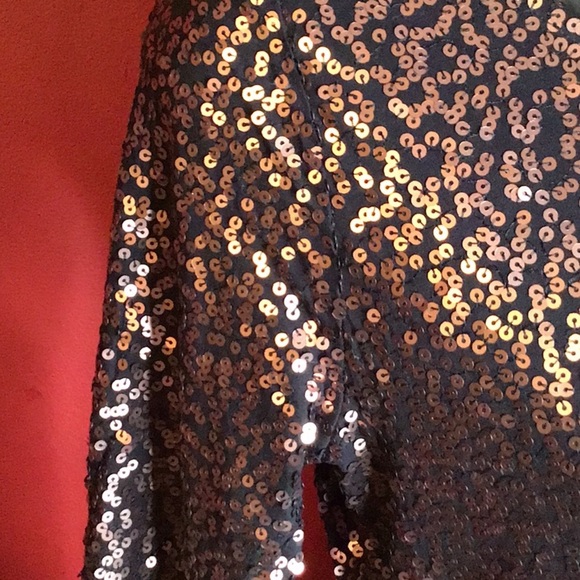 CALVIN KLEIN SEQUINED TOP SIZE L - Picture 3 of 5